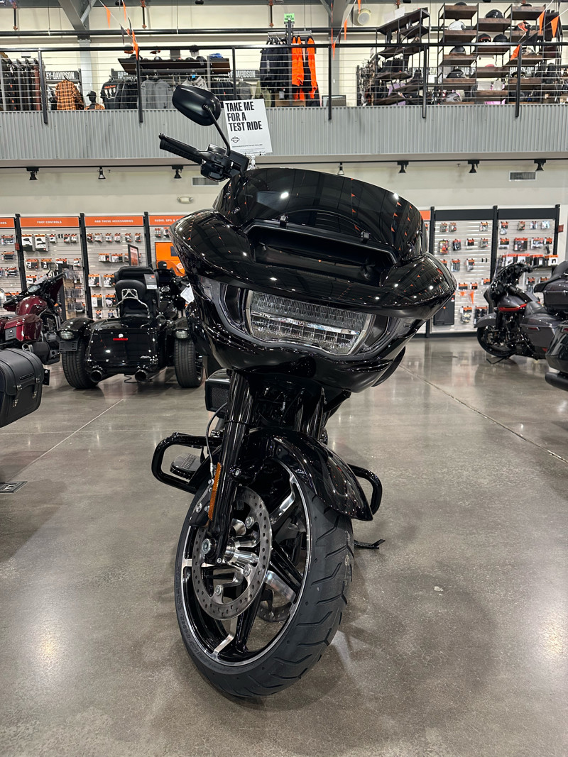 Road Glide®