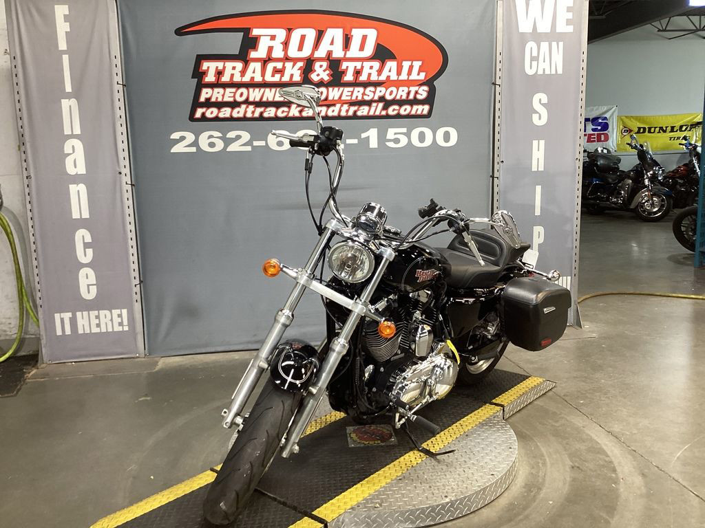 Sportster® SuperLow® 1200T