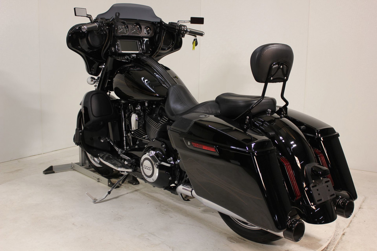 CVO® Street Glide®