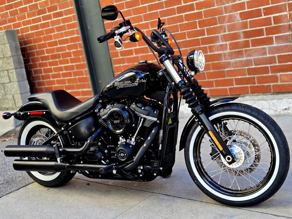 Softail® Street Bob®