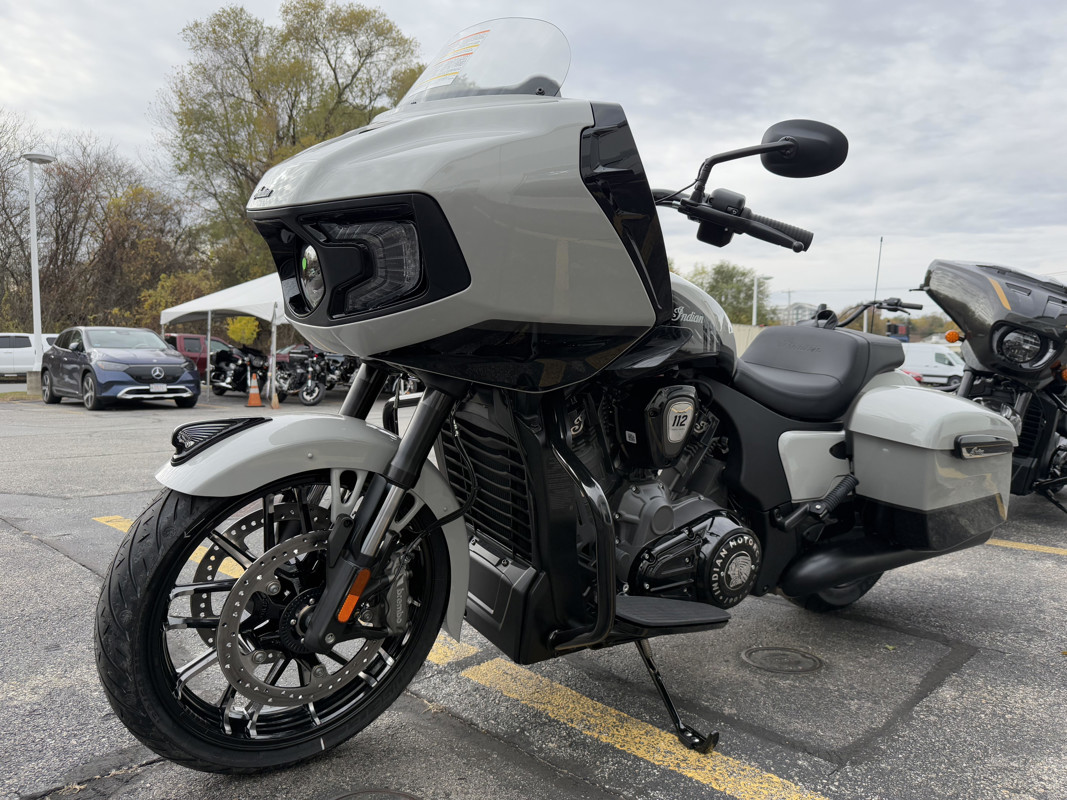 Challenger Dark Horse 112