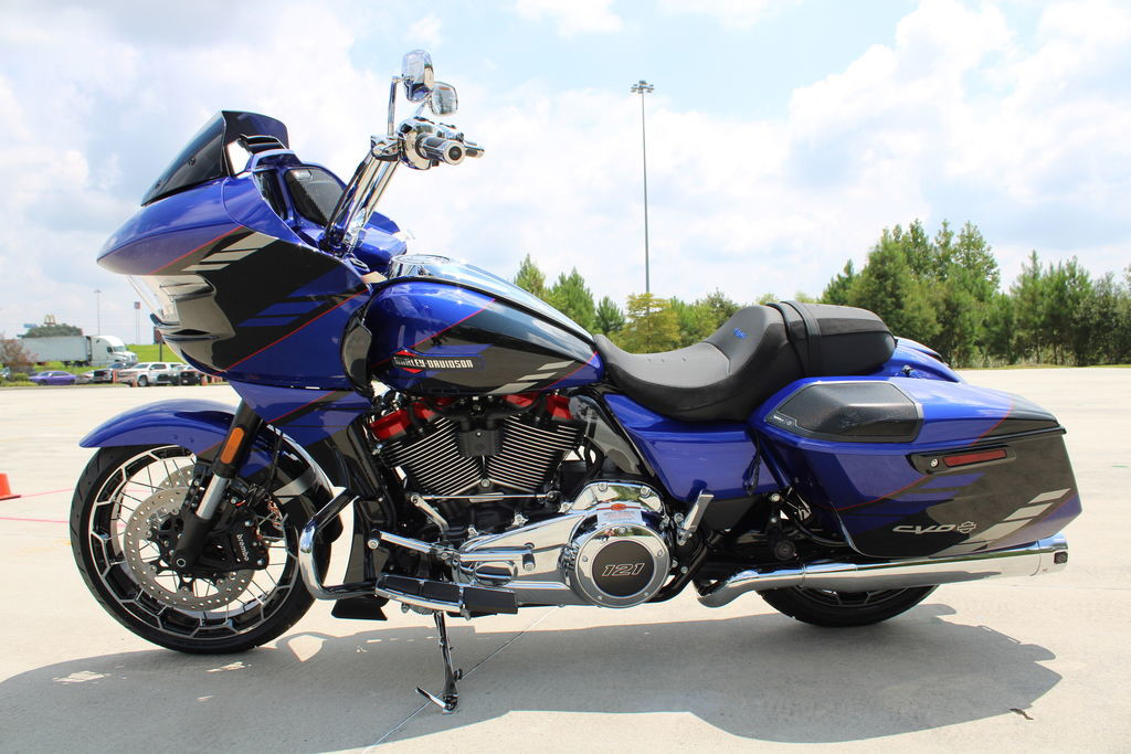 CVO® Road Glide®