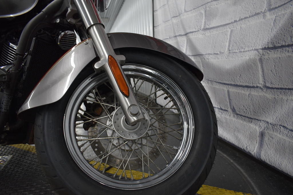 Vulcan 900 Classic LT	