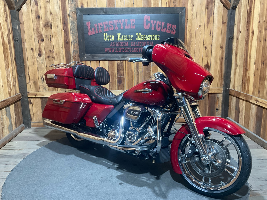 Street Glide® Special