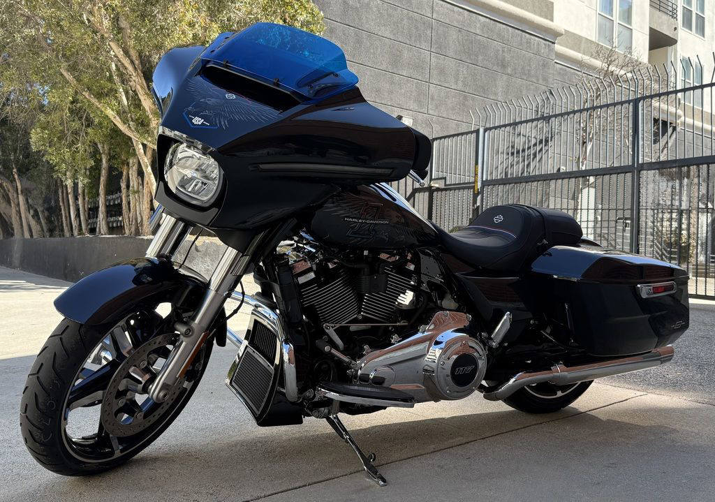Street Glide®