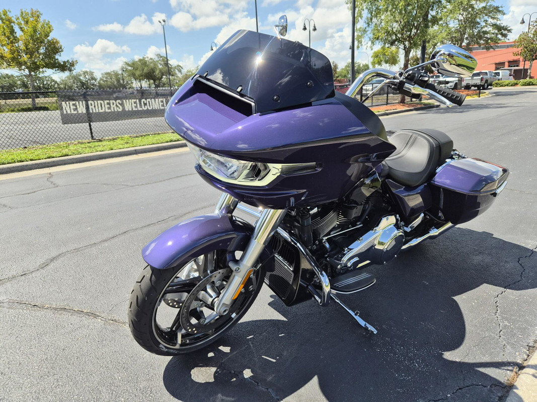 Road Glide®