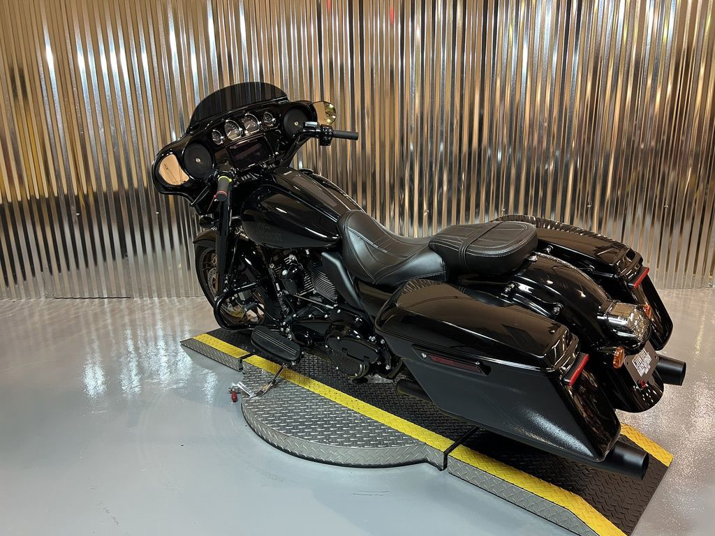 Street Glide® ST
