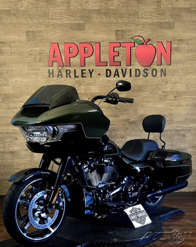 Road Glide®
