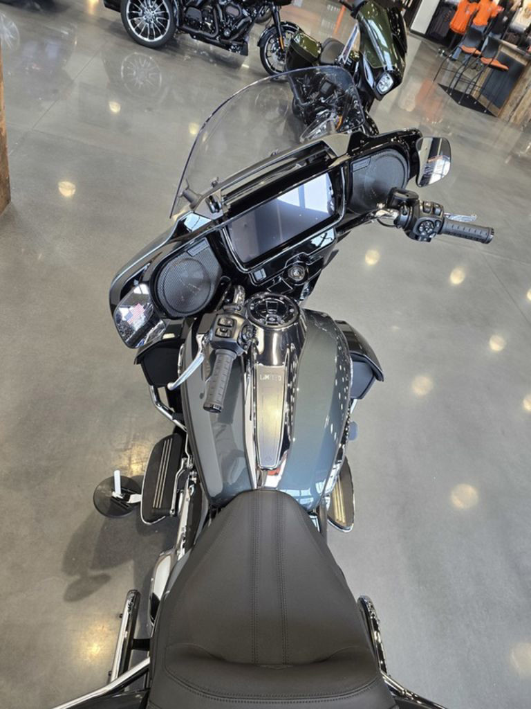 Street Glide® Limited
