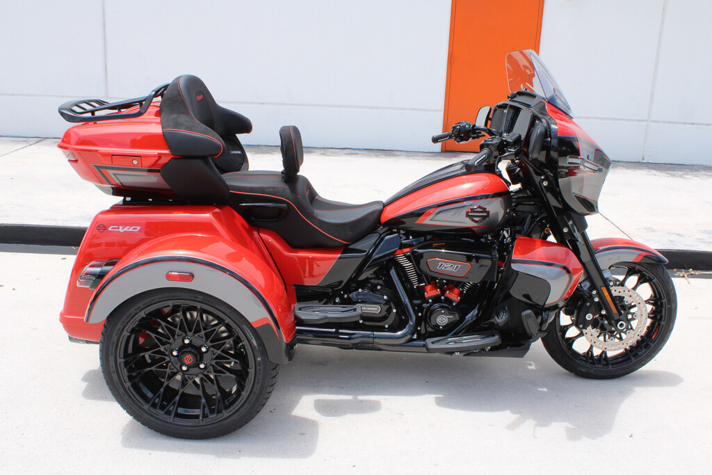 CVO® Street Glide® 3 Limited
