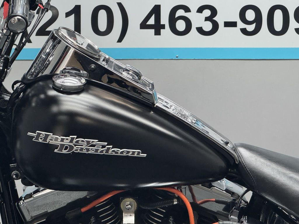 Springer® Softail®