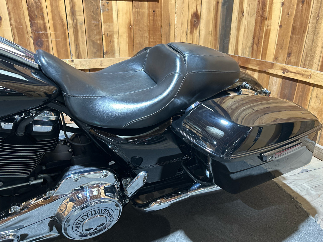 Road Glide®