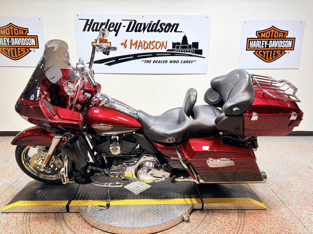CVO™ Road Glide® Ultra