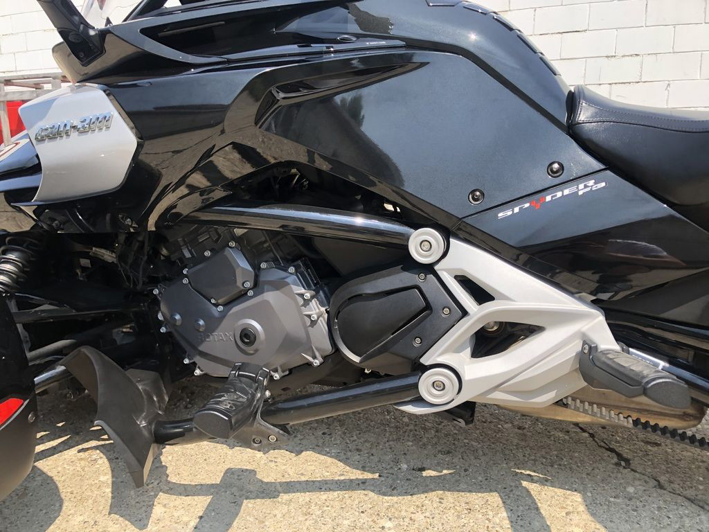 Spyder F3-S SE6
