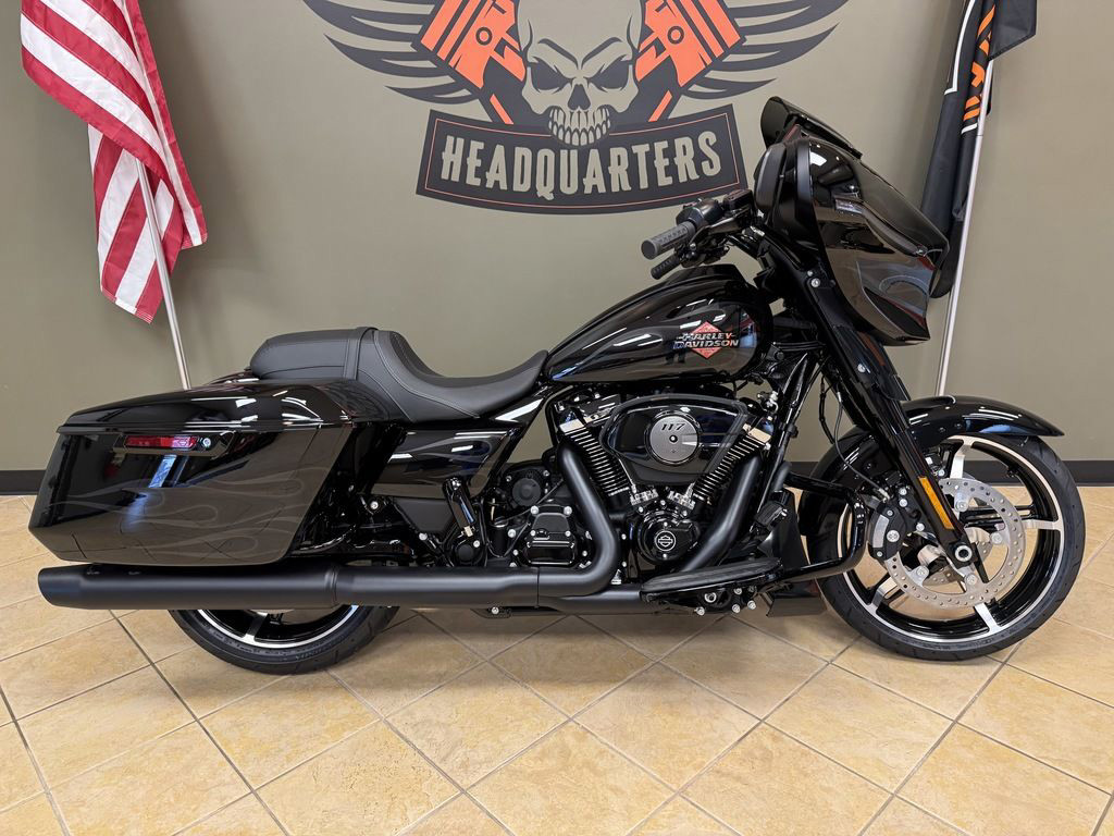 Street Glide®
