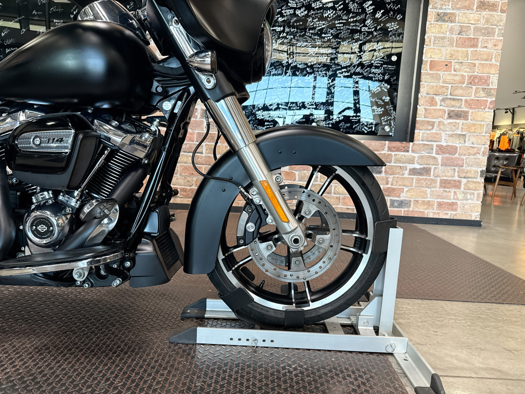 Street Glide® Special