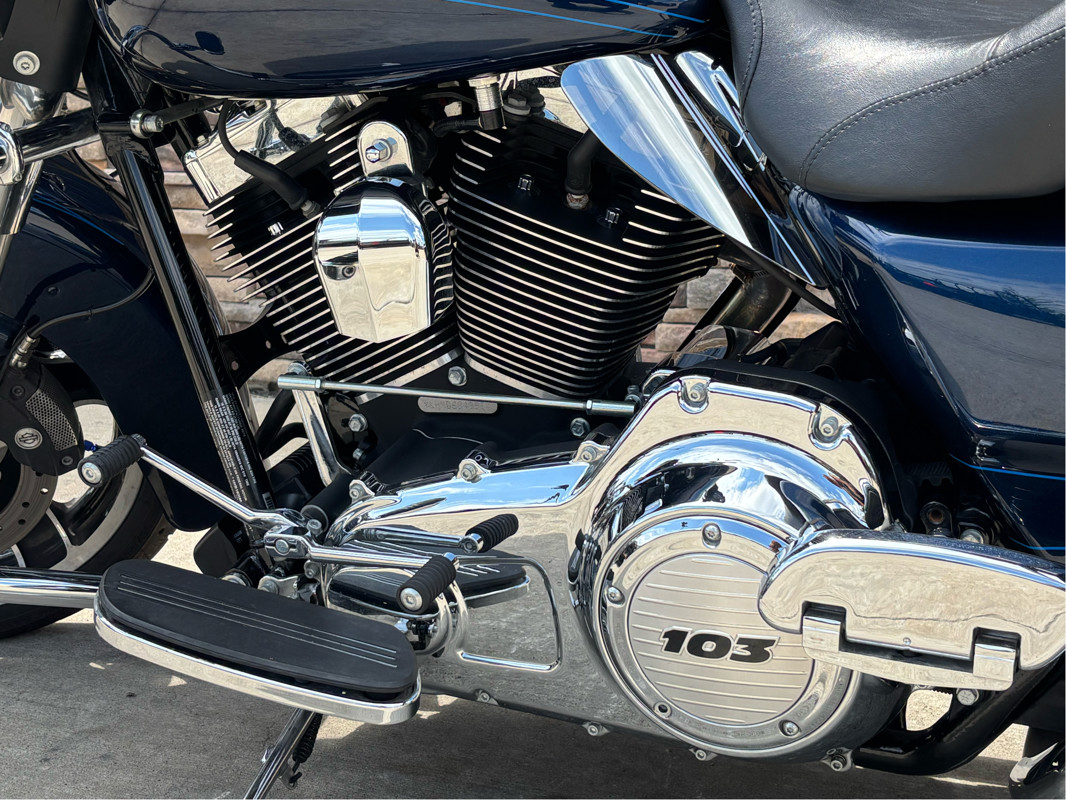 Road Glide® Custom