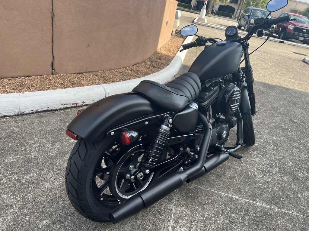 Iron 883®