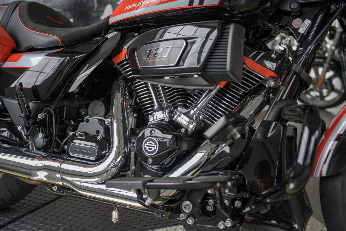 CVO® Street Glide®