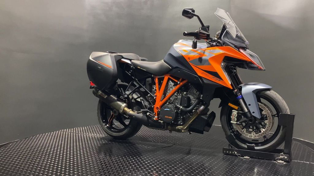 1290 Super Duke GT