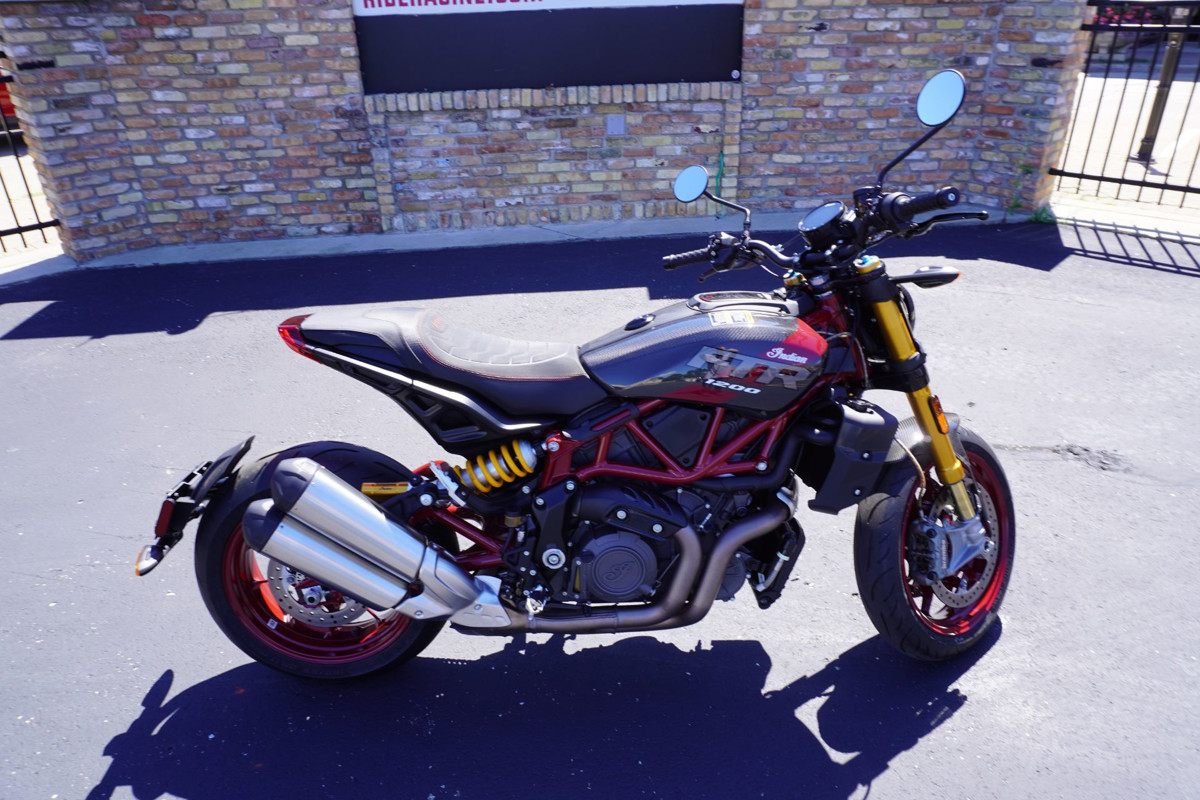 FTR R Carbon