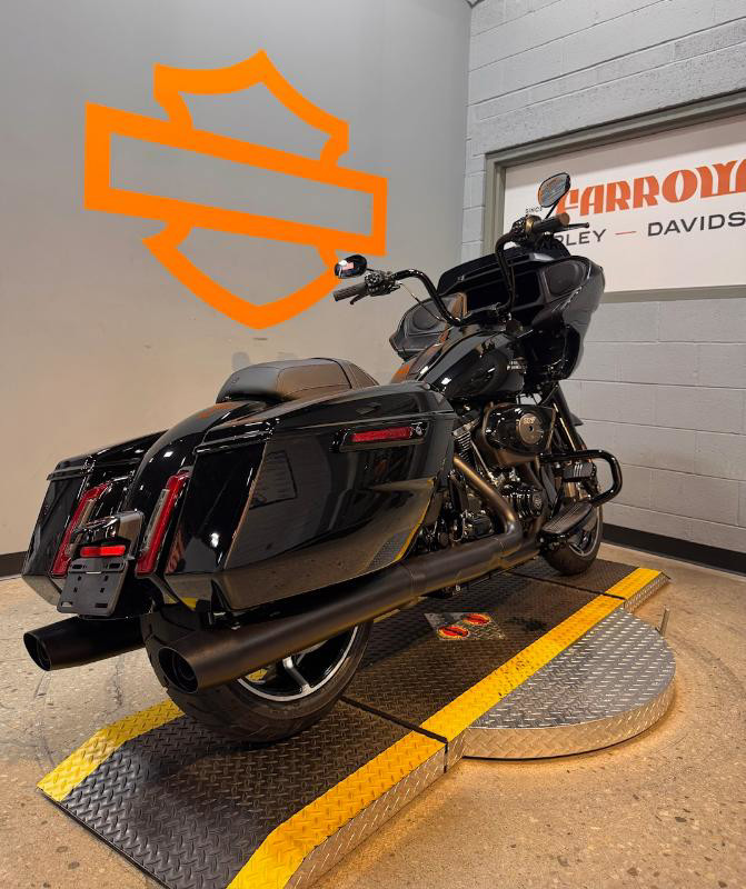 Road Glide®