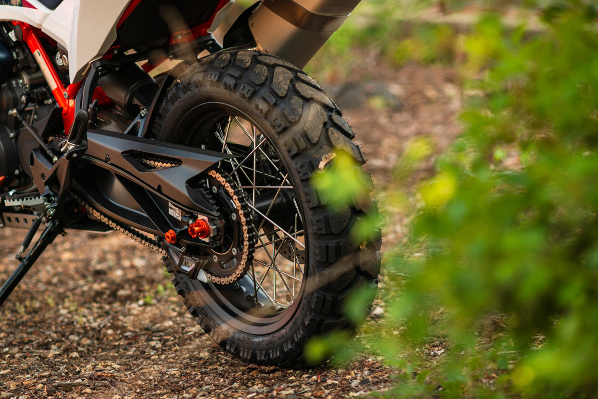 890 Adventure R