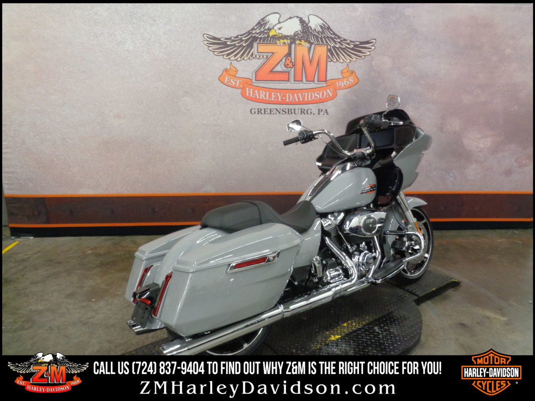 Road Glide®