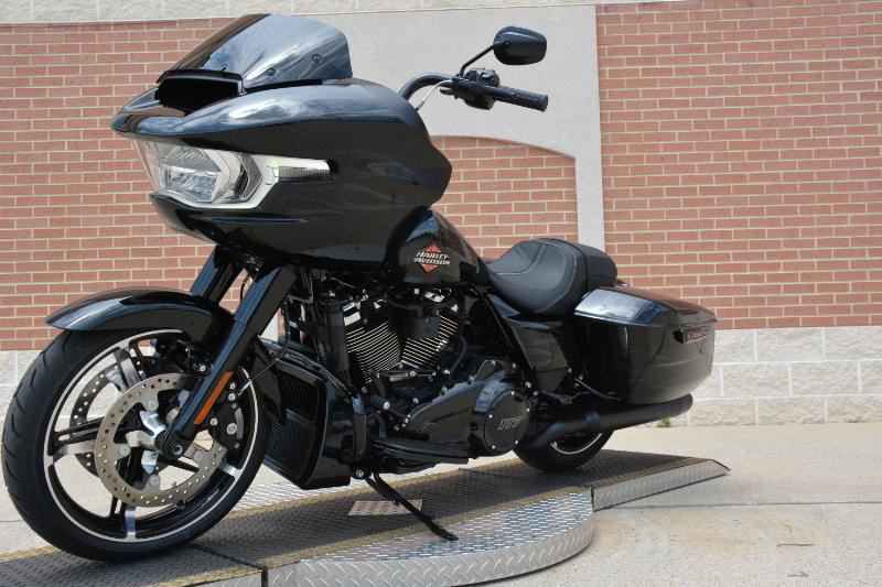 Road Glide®