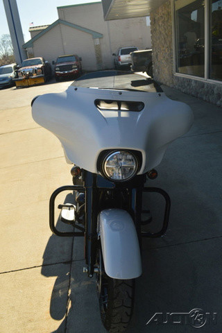 Street Glide® Special