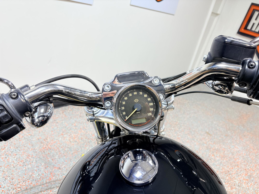 Sportster® 1200 Custom
