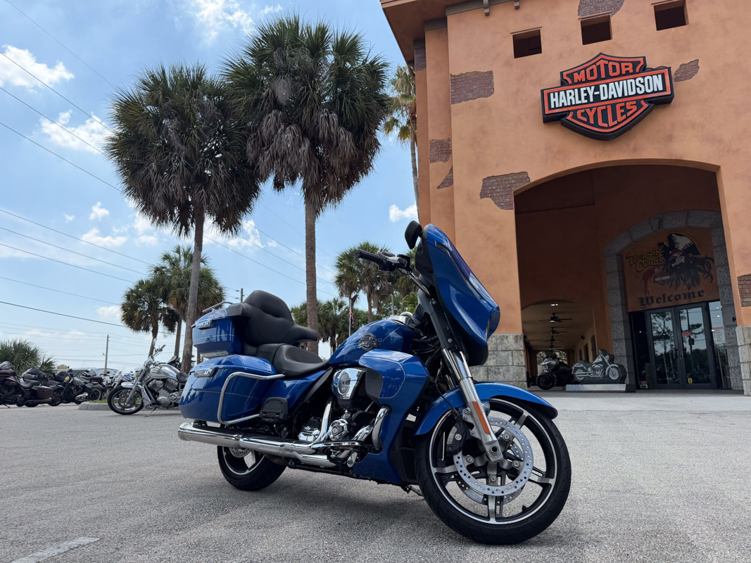 Street Glide® Ultra