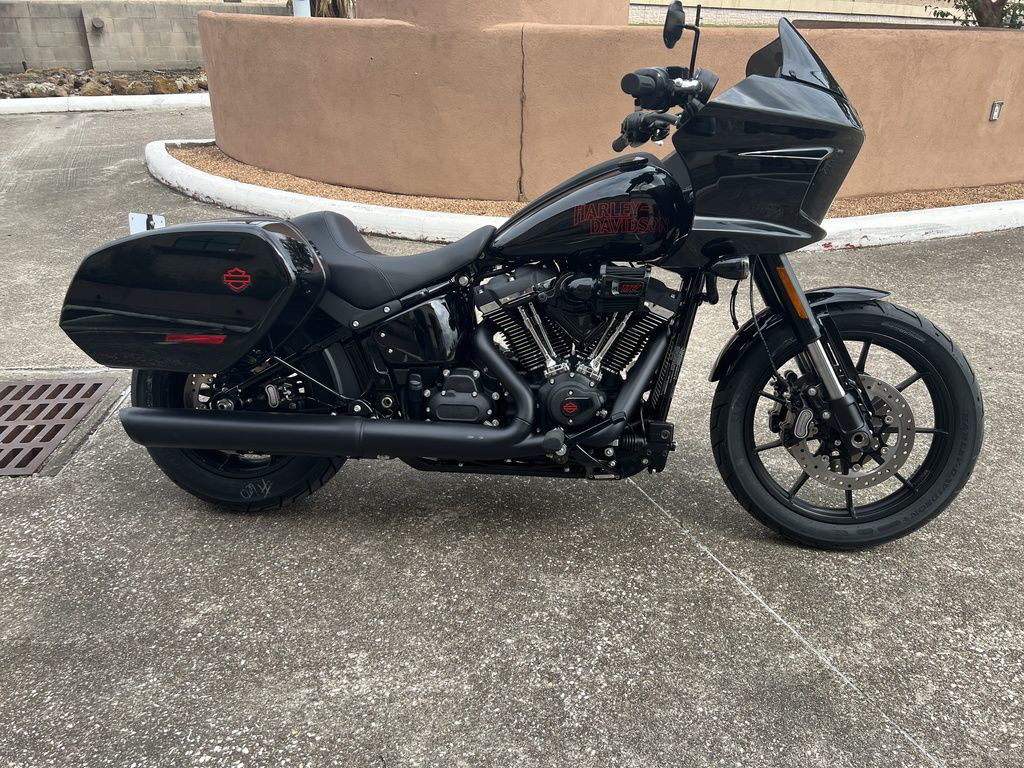 Low Rider® ST
