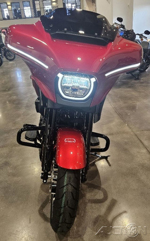 Street Glide®