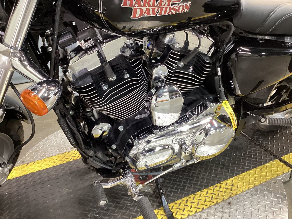 Sportster® SuperLow® 1200T