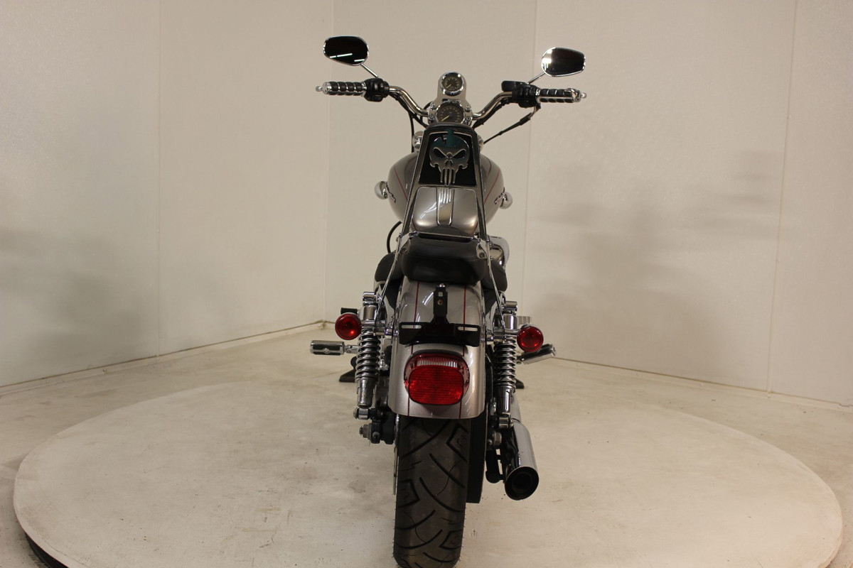 Sportster® 1200 Custom 
