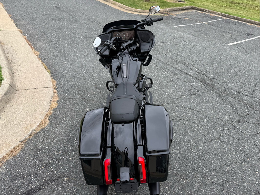 Road Glide®