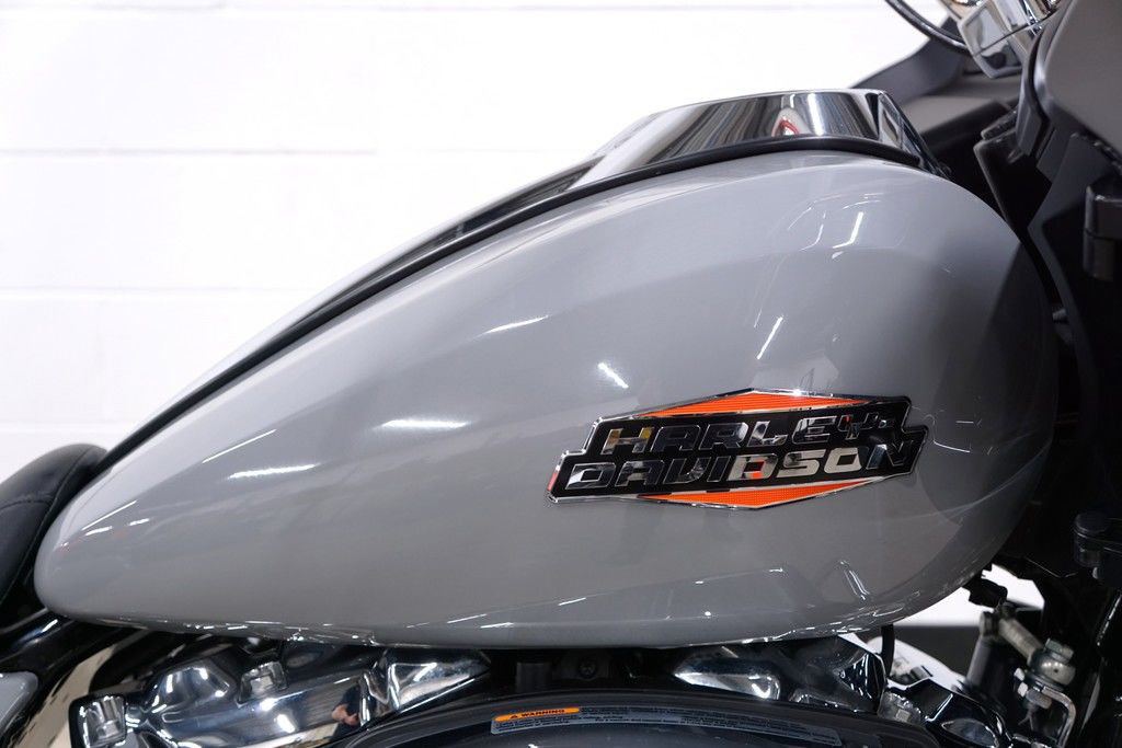 Road Glide®