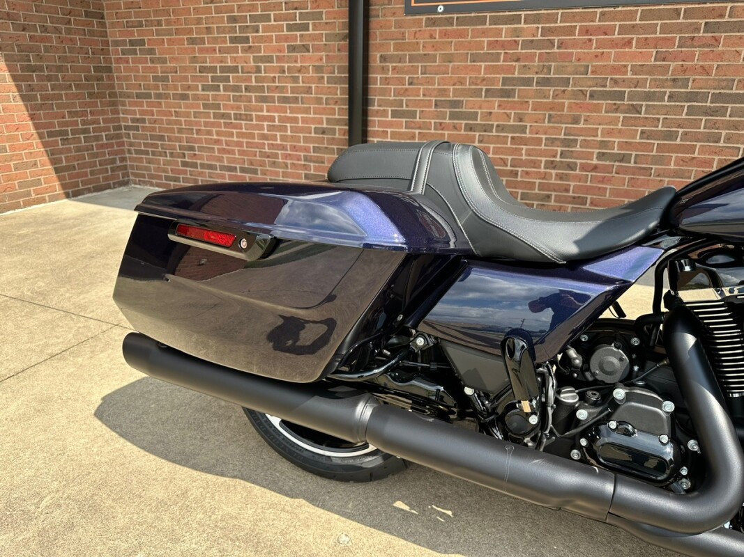Road Glide®