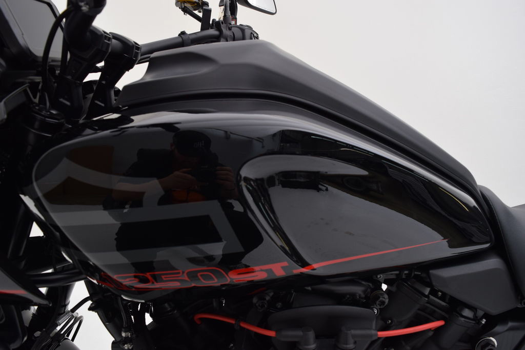 Pan America® 1250 ST