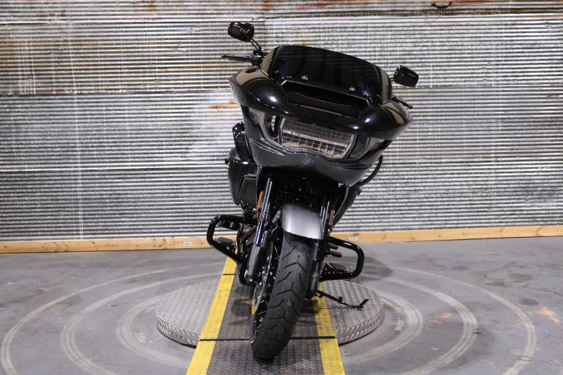 CVO® Road Glide®