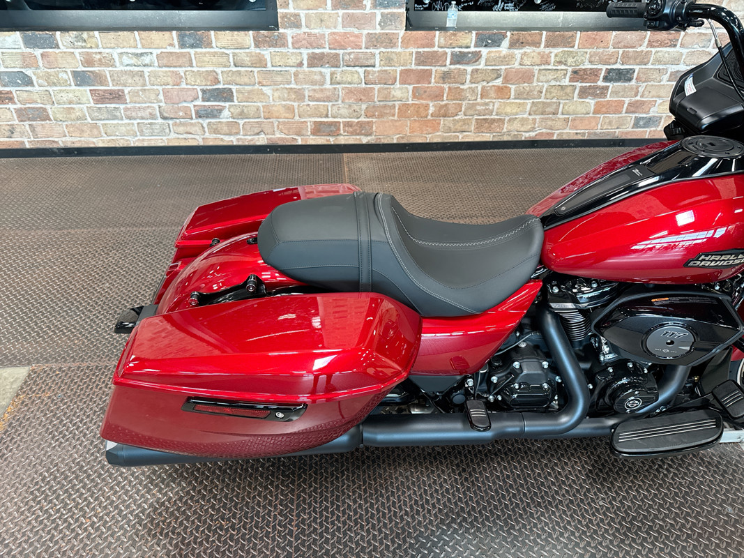 Road Glide®