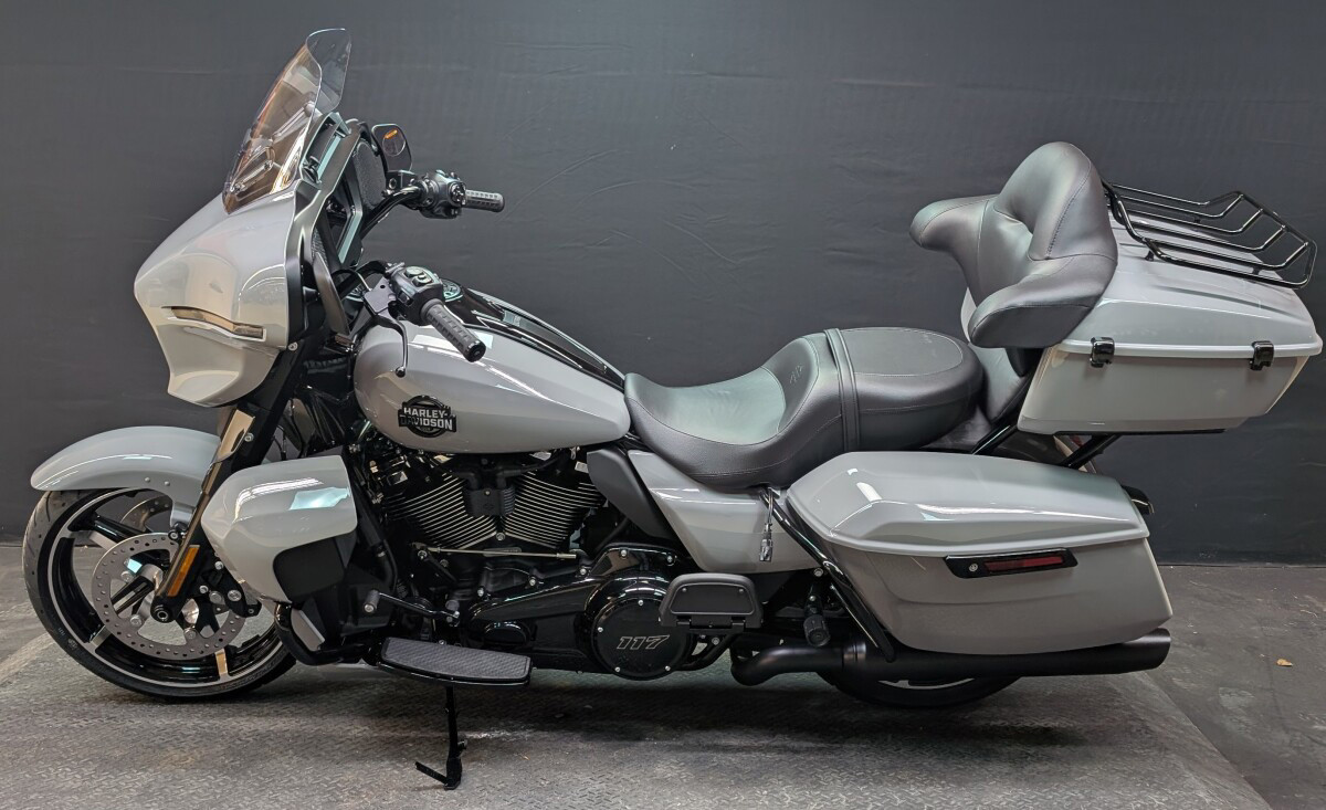 Street Glide® Ultra
