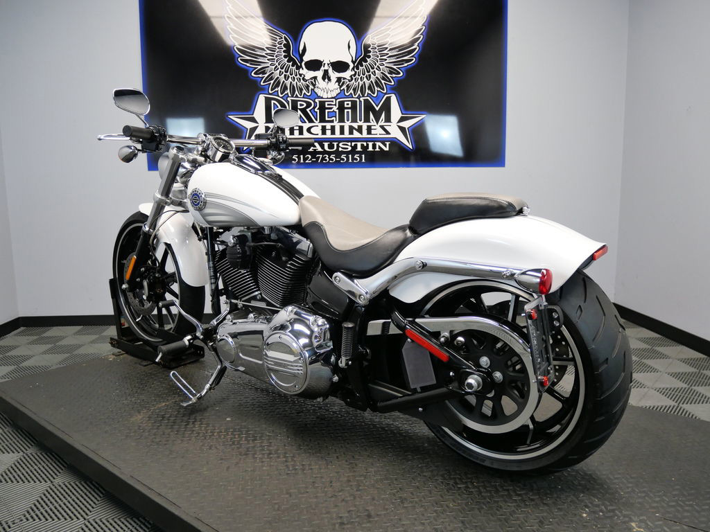 Softail® Breakout®