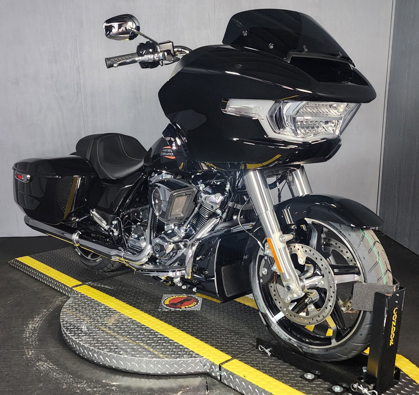 Road Glide®