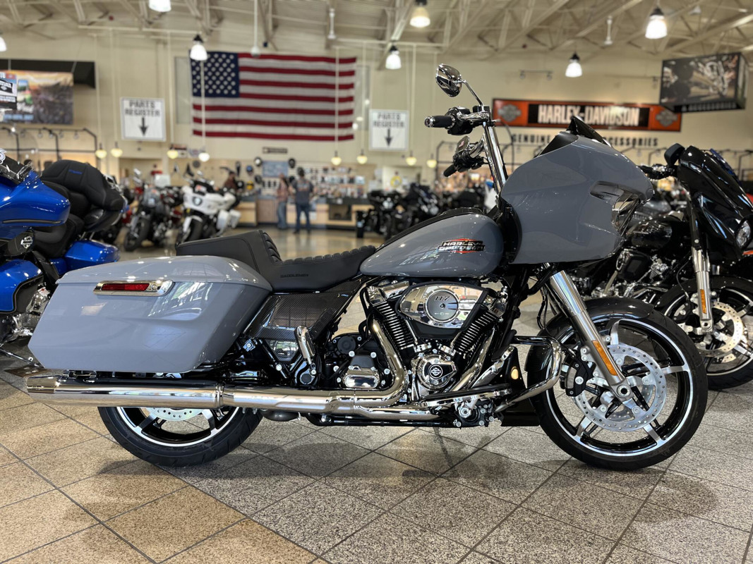 Road Glide®