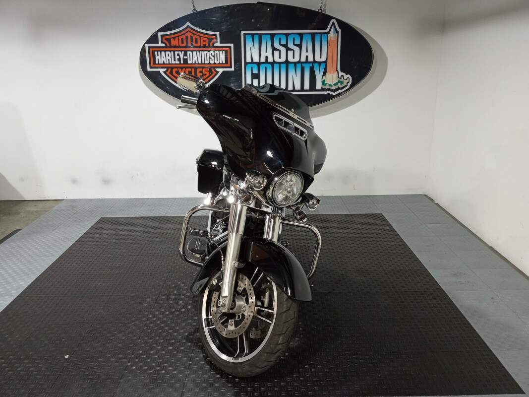 Street Glide®