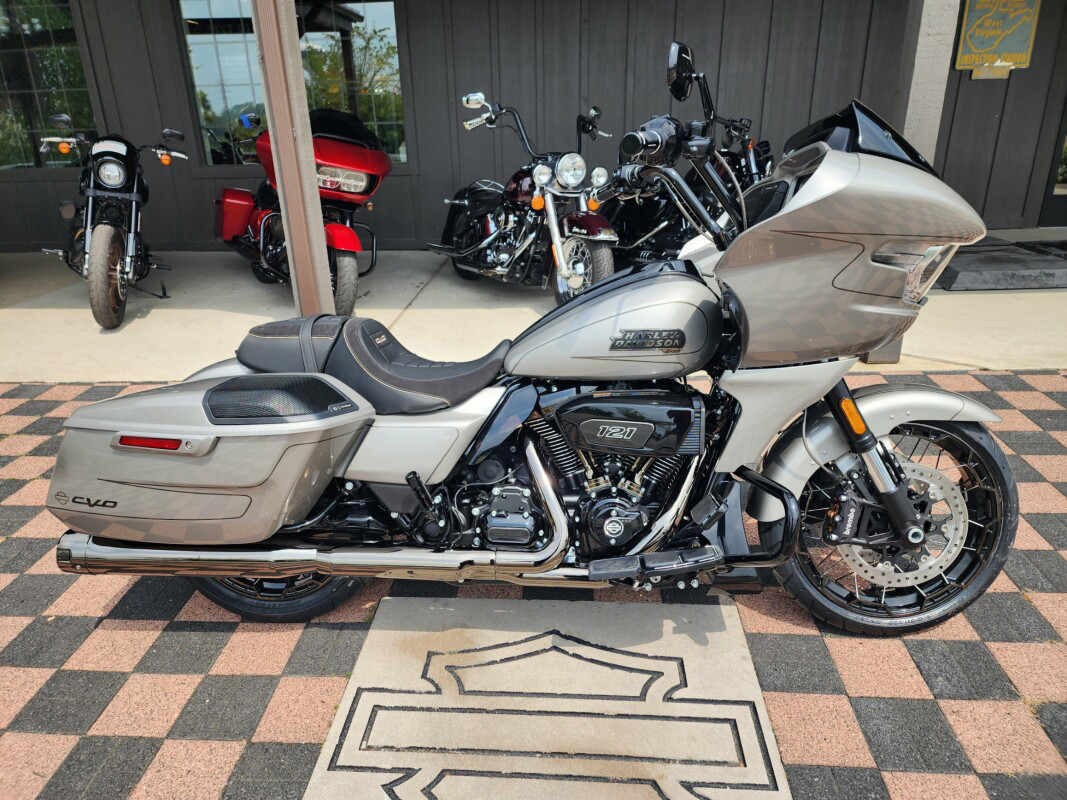 CVO® Road Glide®