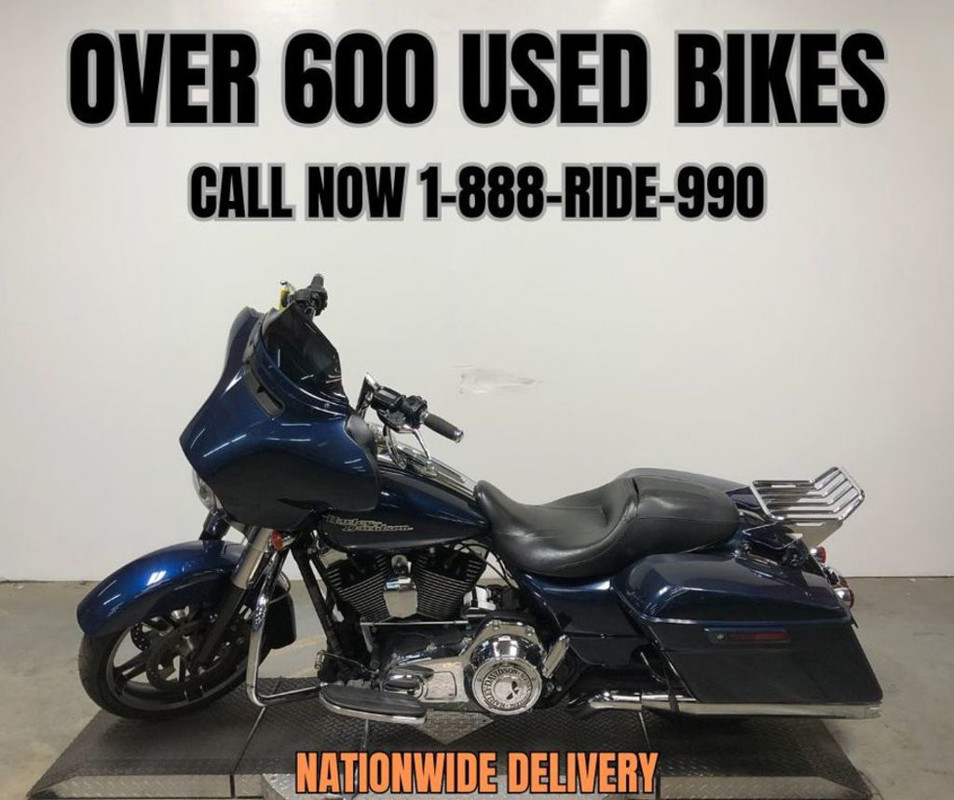 Street Glide®