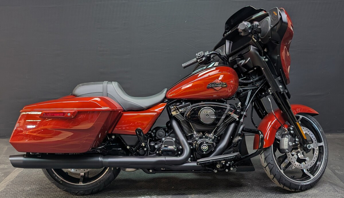 Street Glide®